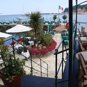 Helios 4*, Santa Margherita Ligure Itália