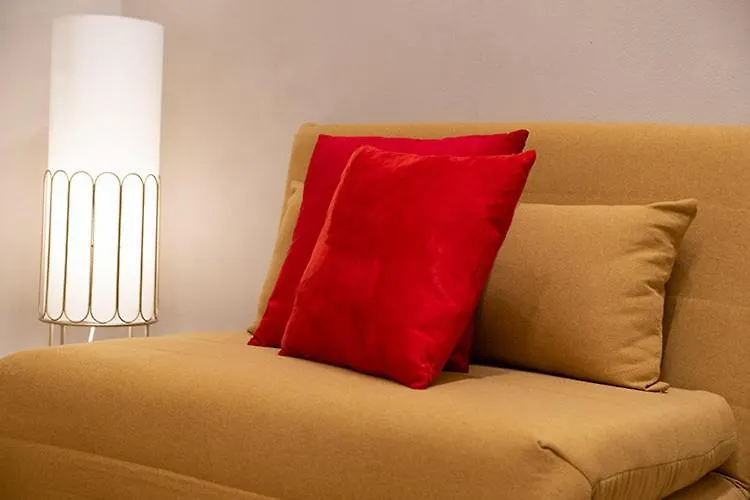 מלון פירנצה Provenzale Casa 0*,
